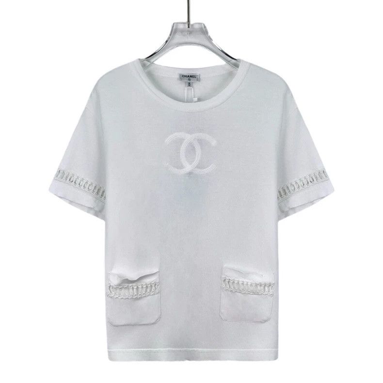 Chanel Chanel White logo embroidered cotton round-neck short-slee Size XS / US 0-2 / IT 36-38 - 1 Thumbnail