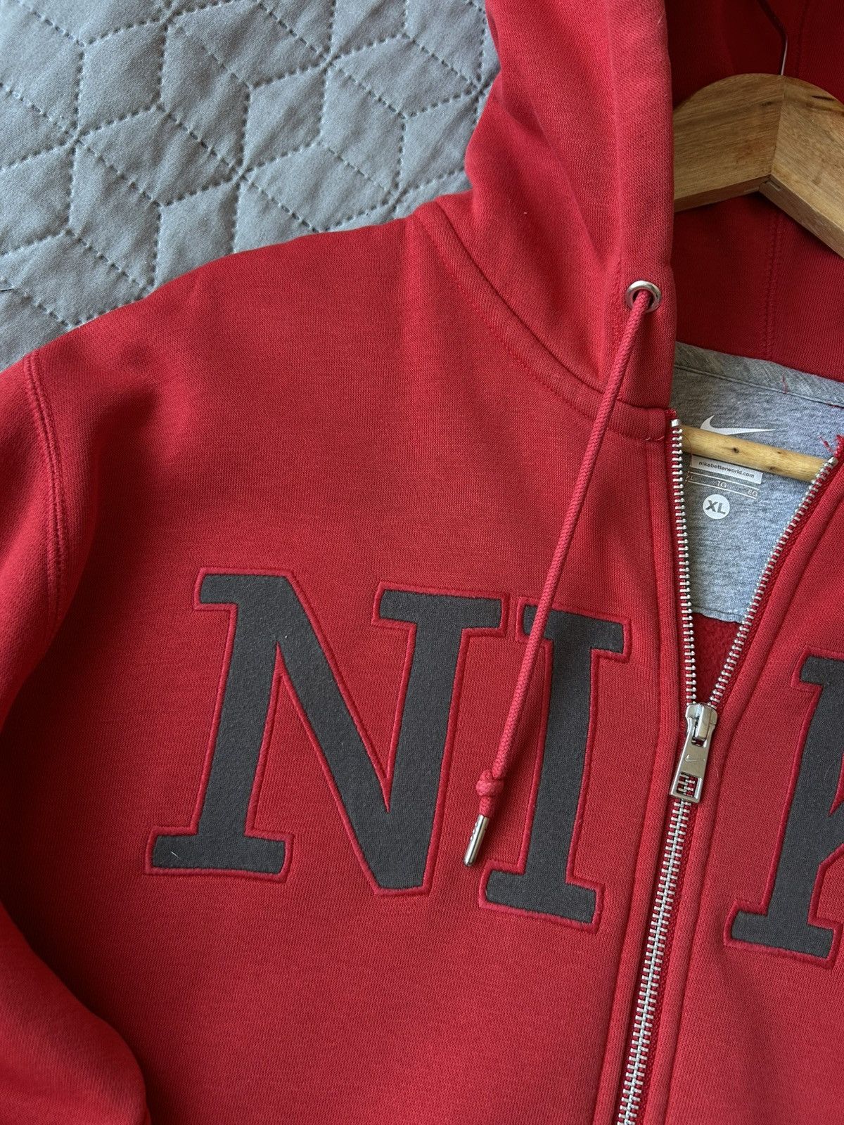 Nike Nike Vintage 2000’s Big logo red hoodie Size US XL / EU 56 / 4 - 7 Thumbnail