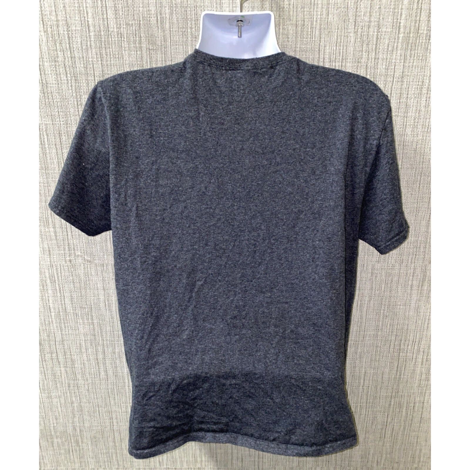 Vintage **Pink Floyd Mens Gray Basic T-Shirt Size L** User: Pink Floyd Mens Gray Short Sleeve Basic T-Shirt Size L Size US L / EU 52-54 / 3 - 3 Thumbnail
