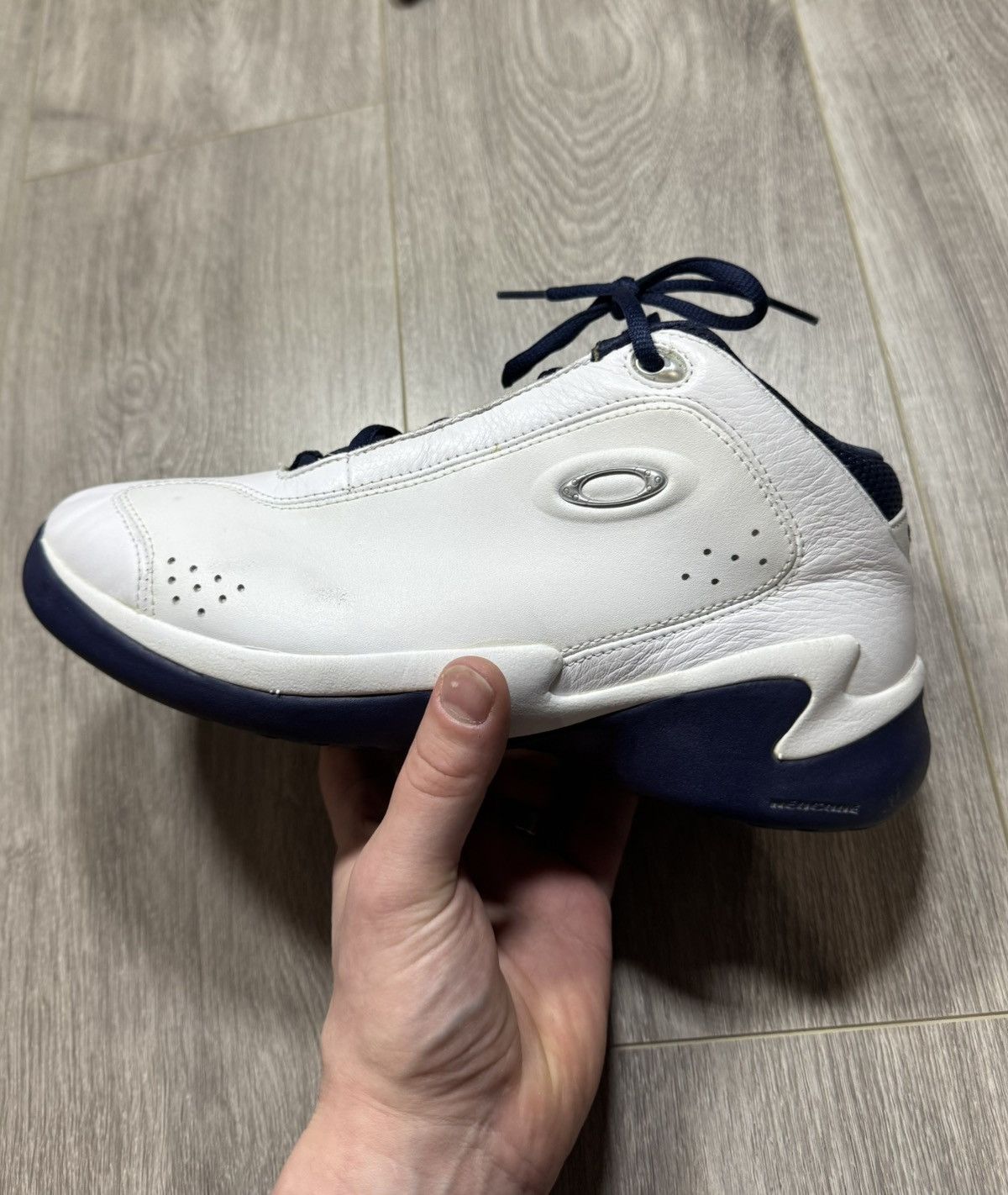Oakley Oakley Domestic Redcode 0.1 White-Blue Basketball Shoes Size US 8.5 / EU 41-42 - 8 Thumbnail