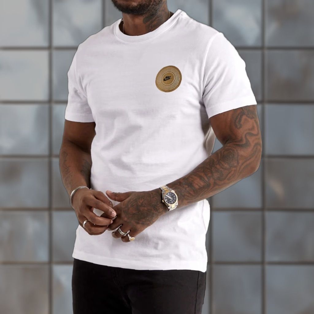 Nike VINTAGE Nike Sportswear Honors Hip Hop 50th Anniversary Graphic White T-Shirt XL Men Size US XL / EU 56 / 4 - 1 Thumbnail