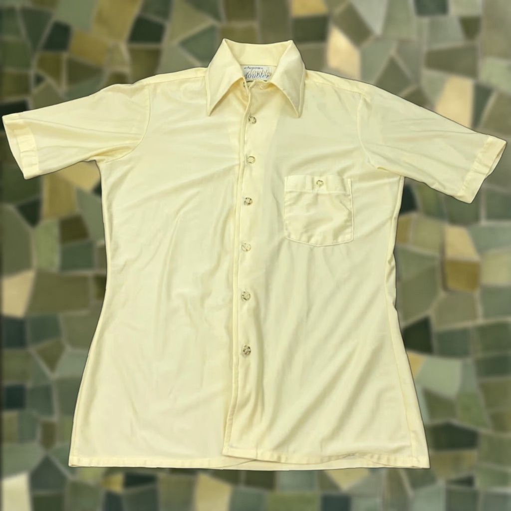 Arrow VINTAGE Arrow Shirt Mens 14.5 Beige Short Sleeve Nylon 70s Button-Up Size US M / EU 48-50 / 2 - 1 Thumbnail