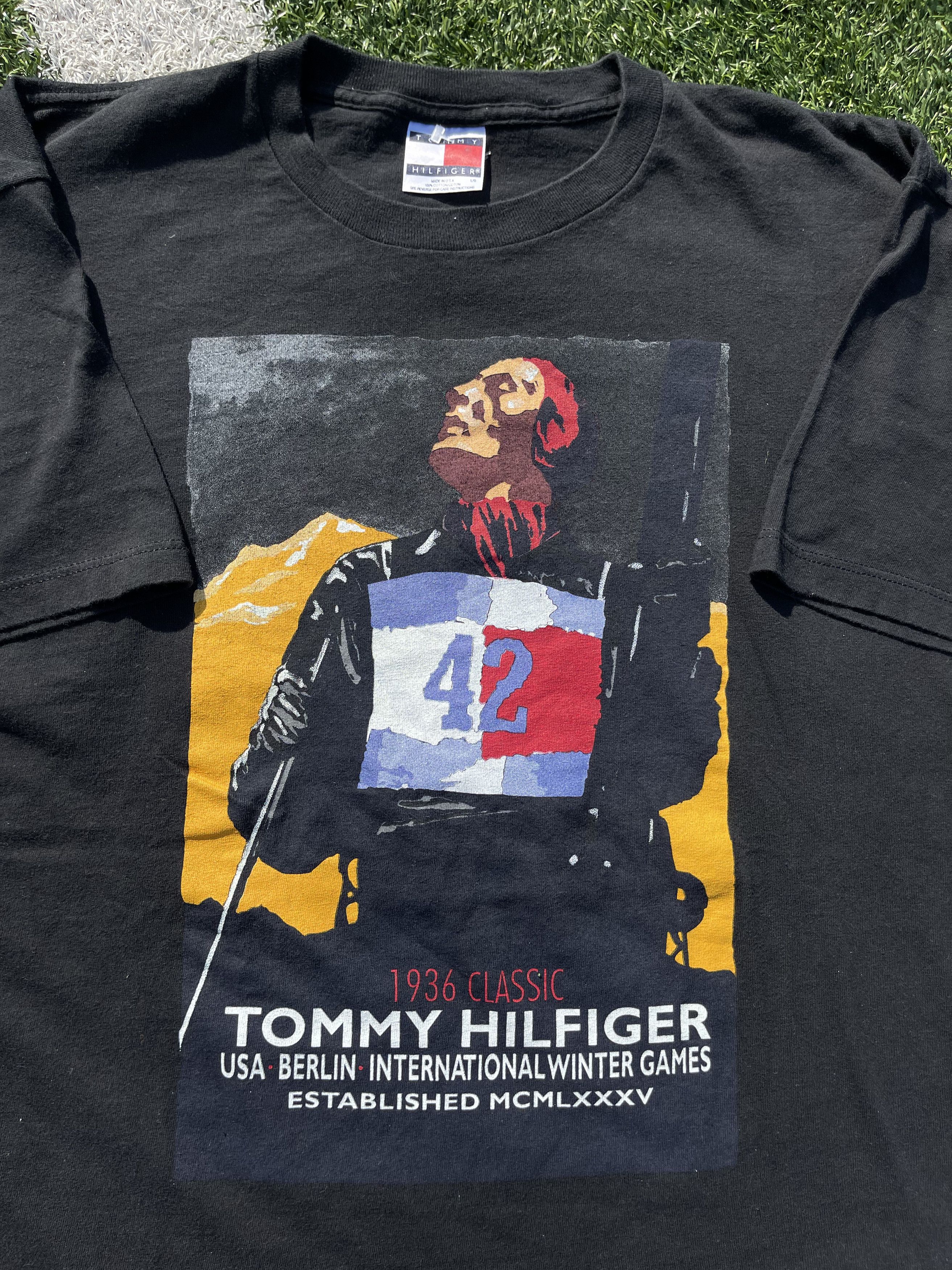 Tommy Hilfiger × Tommy Jeans × Vintage Tommy Hilfiger Ski Club 90's Vintage Winter Olympics T-Shirt Size US L / EU 52-54 / 3 - 9 Thumbnail