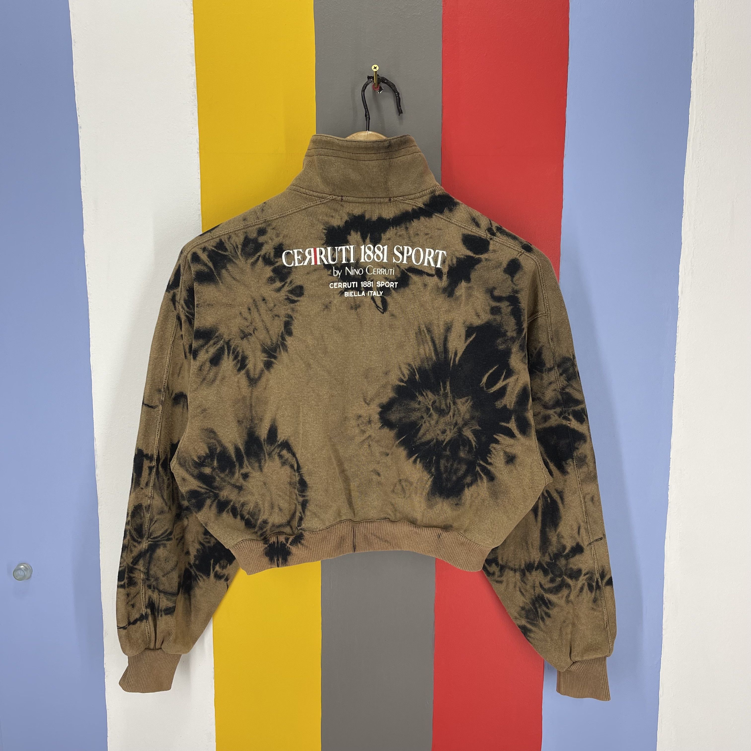 Cerruti 1881 90s Vintage CERRUTI 1881 Crop Sweatshirt Acid Wash #1276/AS Size S / US 4 / IT 40 - 1 Thumbnail