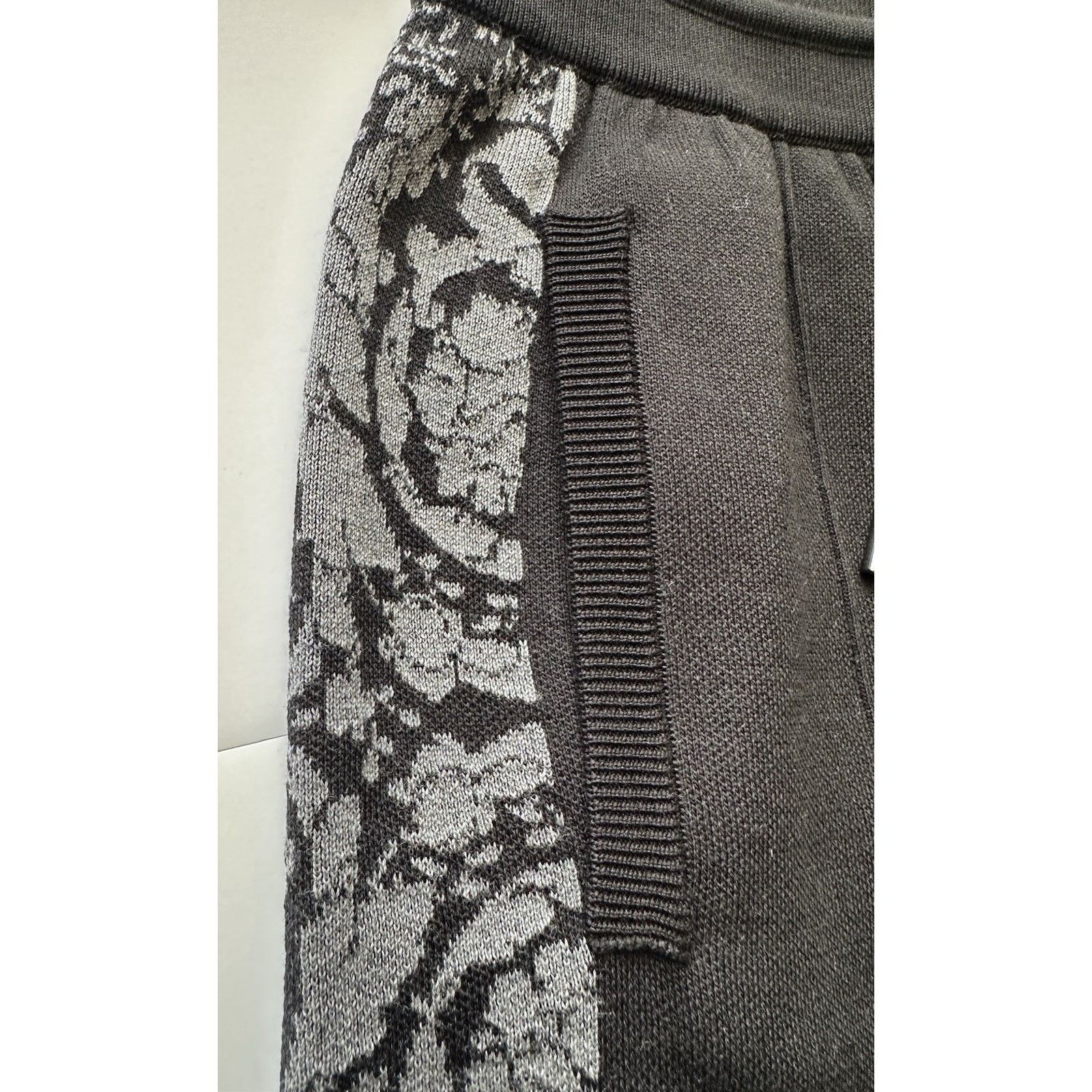 Versace Versace Knit Barocco Jacquard Black Pants L (50) 1013253 Size US 32 / EU 48 - 11 Thumbnail