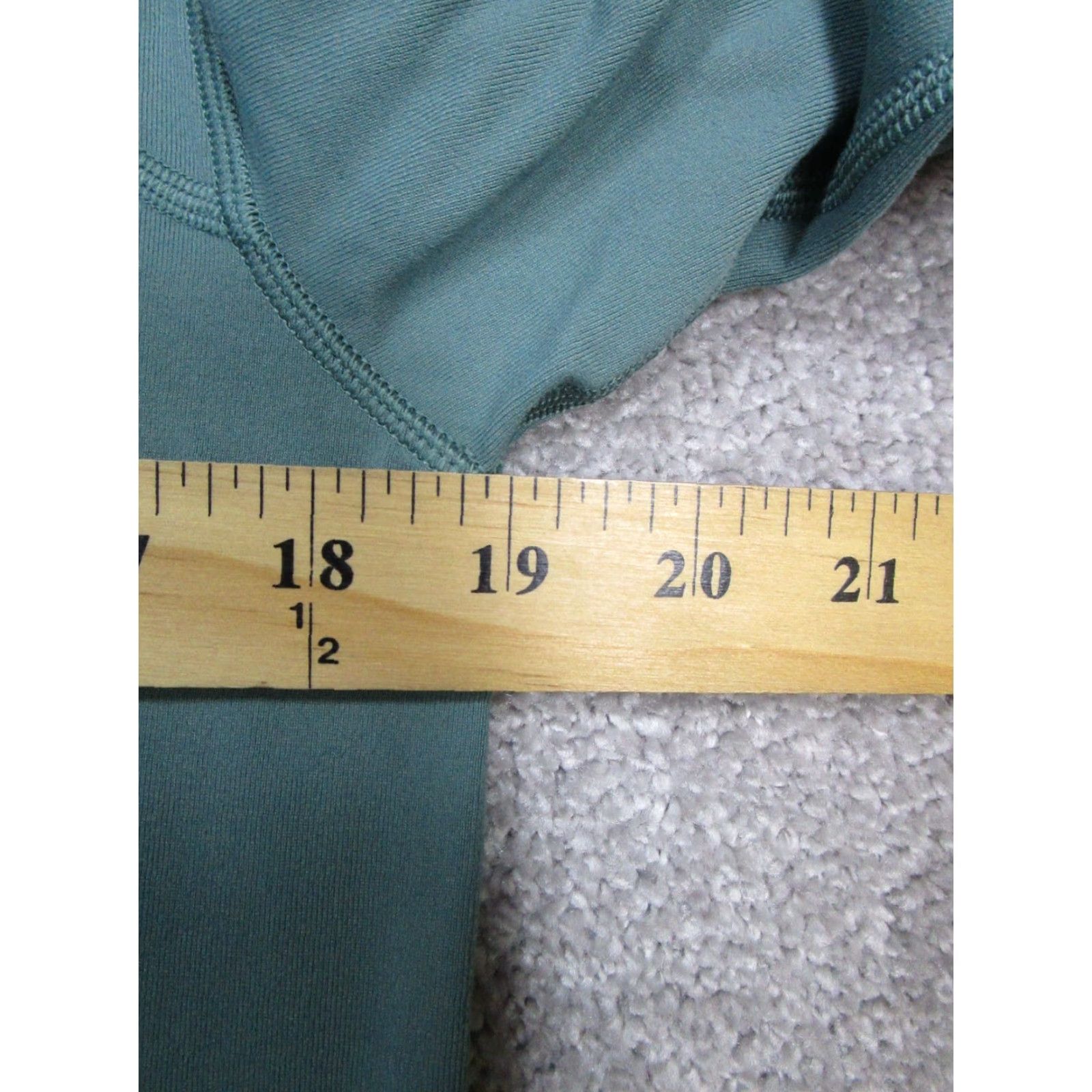 Lululemon Lululemon Sweater Womens 6 Green Yoga Pullover Shirt Pullover Mock Neck Activewear Size M / US 6-8 / IT 42-44 - 5 Thumbnail