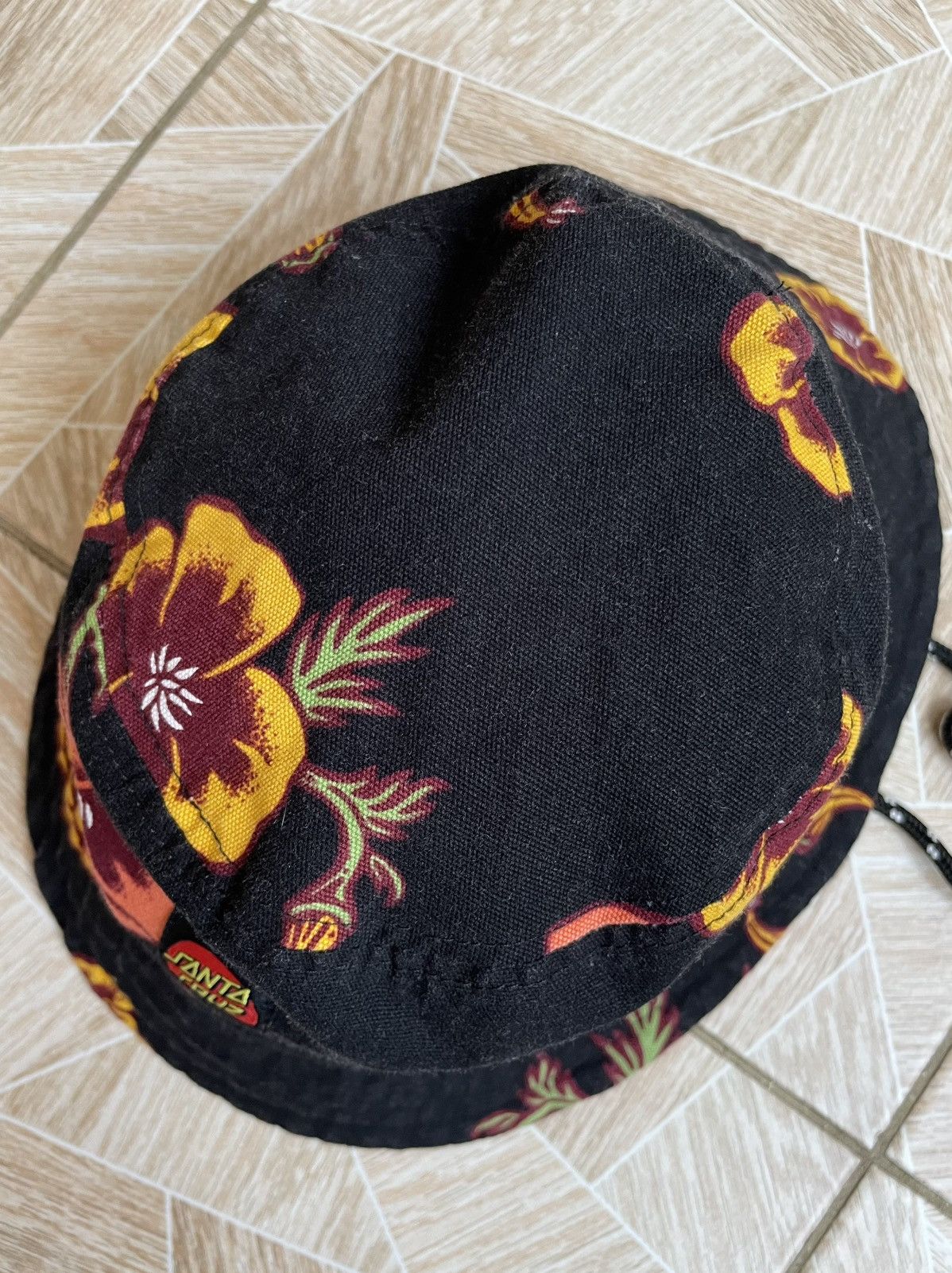 Santa Cruz Skateboards Santa Cruz Skateboard Embroidered Logo Y2K Flowers Bucket SB Size ONE SIZE - 5 Thumbnail