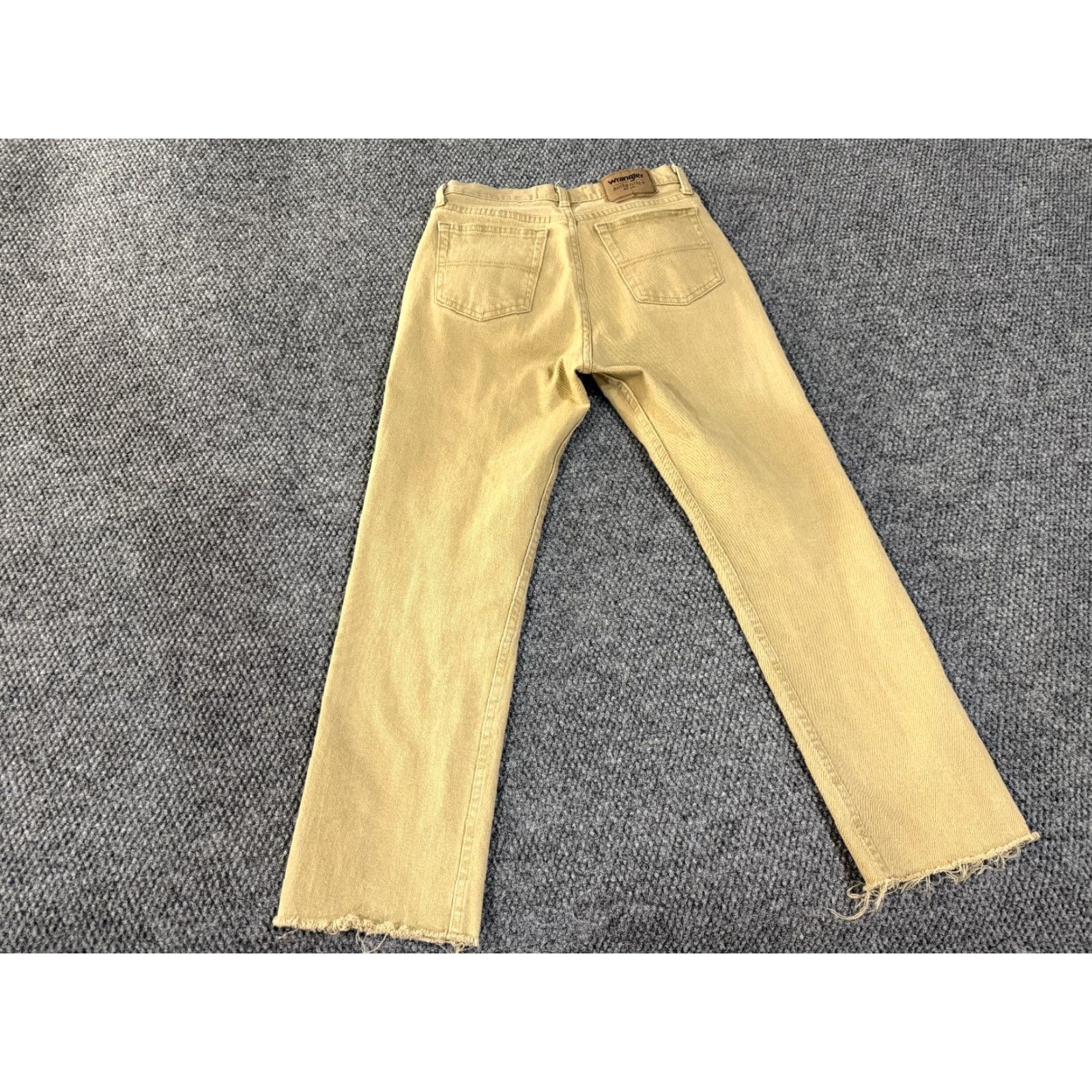 Wrangler Wrangler Jeans Mens 28x27 Beige Straight Fit Stretch Denim Authentics Size US 28 / EU 44 - 6 Thumbnail
