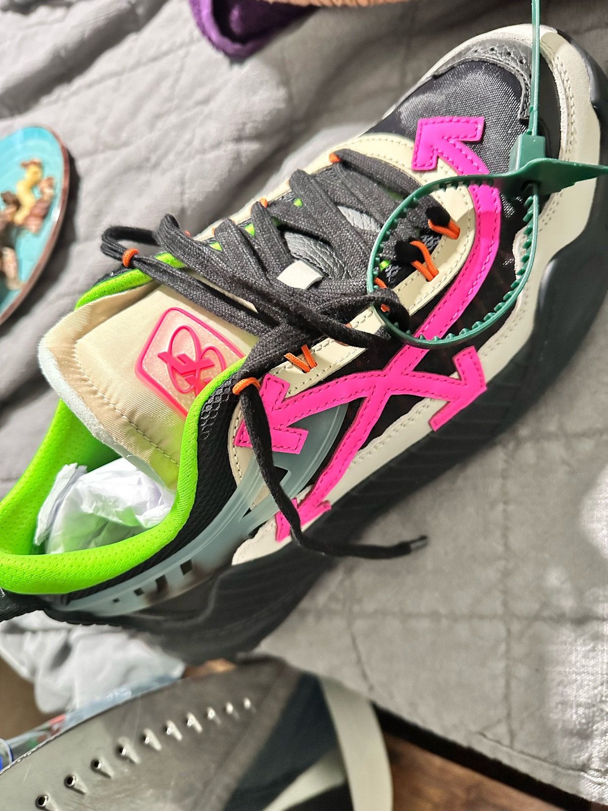 Off-White 🌸💗Off White Odsy-1000 Trainer “ BLACK PINK “💗🌸 Size US 7.5 / EU 40-41 - 2 Thumbnail