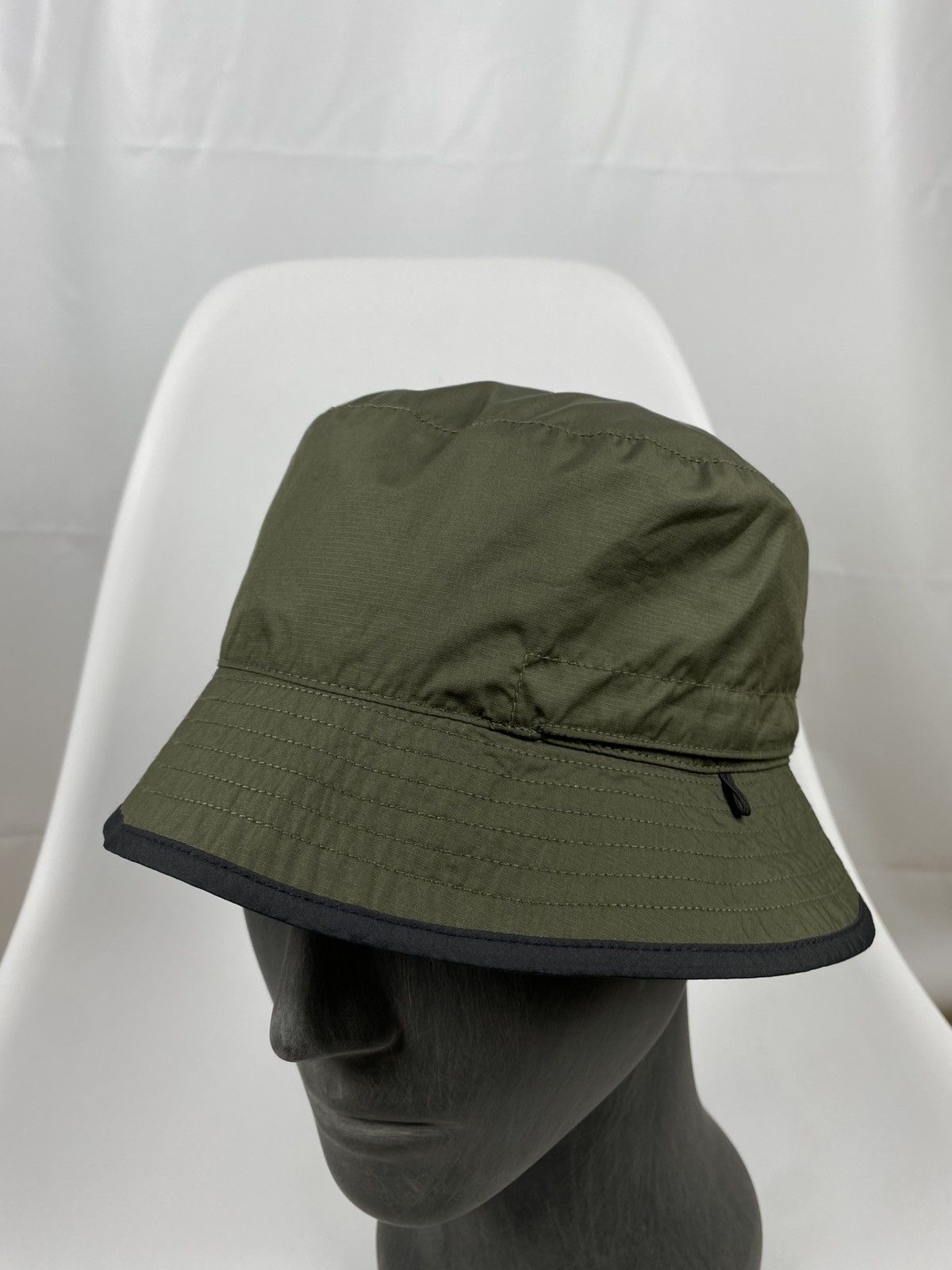 The North Face The North Face Nylon Bucket Hat Reversible Packable size S-M Size ONE SIZE - 2 Thumbnail