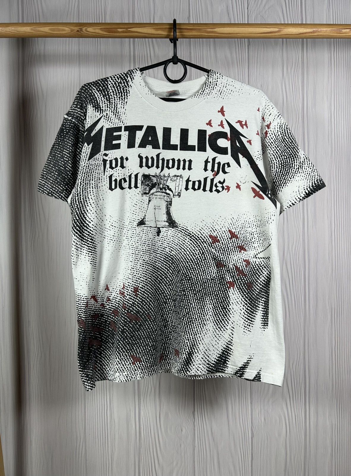 Band Tees Metallica Vintage 2013 over print graphic t-shirt Size M Size US M / EU 48-50 / 2 - 1 Thumbnail