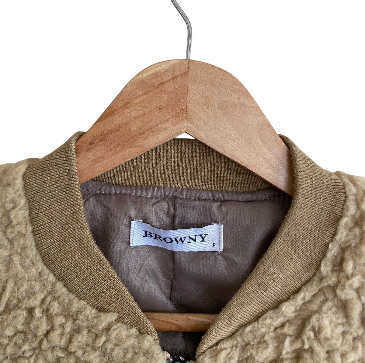 Japanese Brand Rare Vintage Japanese Brand Browny Fur Bomber Jacket 1990s Size US L / EU 52-54 / 3 - 3 Thumbnail