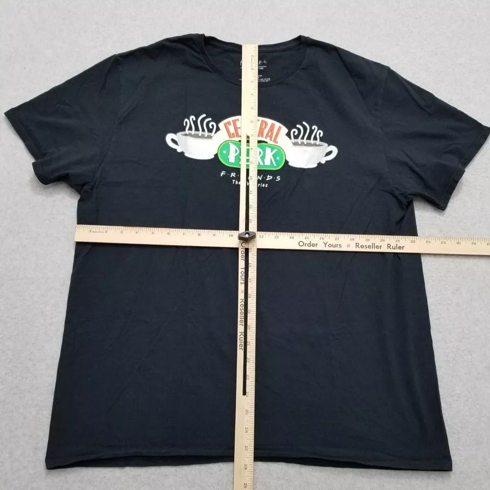 Other Friends Shirt Mens XL Short Sleeve Crew Neck Central Perk Size US XL / EU 56 / 4 - 7 Thumbnail