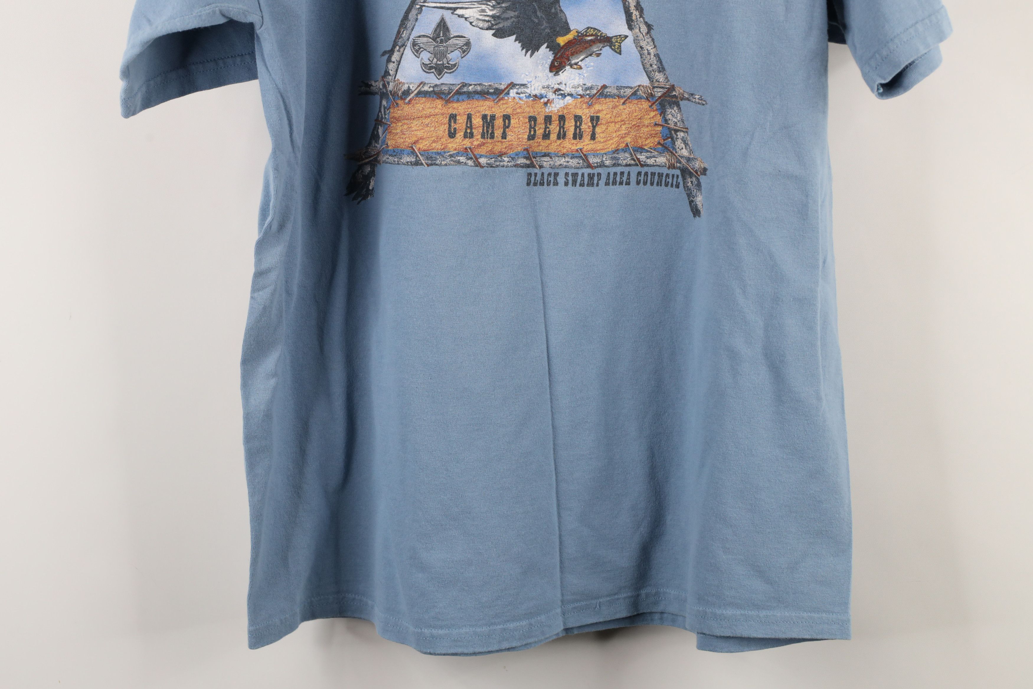 Vintage Vintage 90s Scouts of America Camp Berry Eagle T-Shirt Blue Size US L / EU 52-54 / 3 - 11 Thumbnail