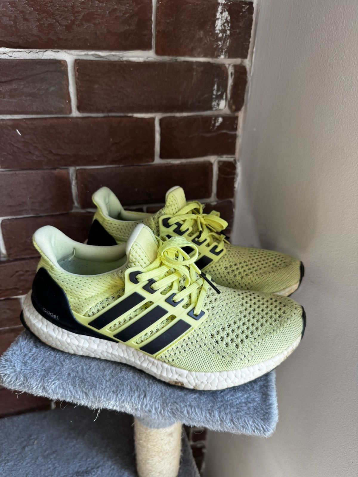 Adidas Rare 2015 Adidas Ultraboost 1.0 Frozen Yellow Sneakers Shoes Size US 7.5 / IT 37.5 - 2 Thumbnail