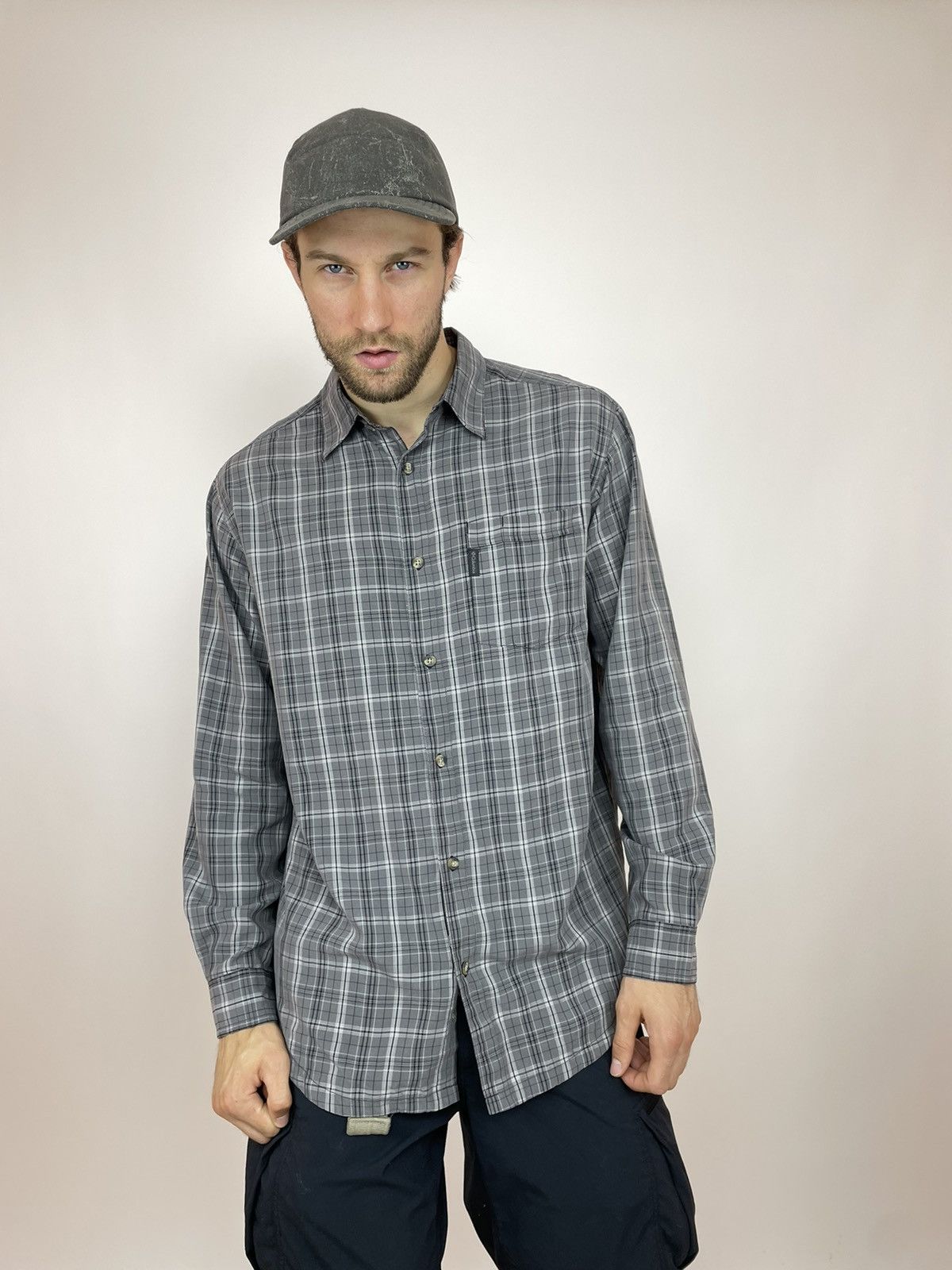 Columbia Columbia Plaid shirt long sleeve Mens size XL 2000’s Size US XL / EU 56 / 4 - 5 Thumbnail