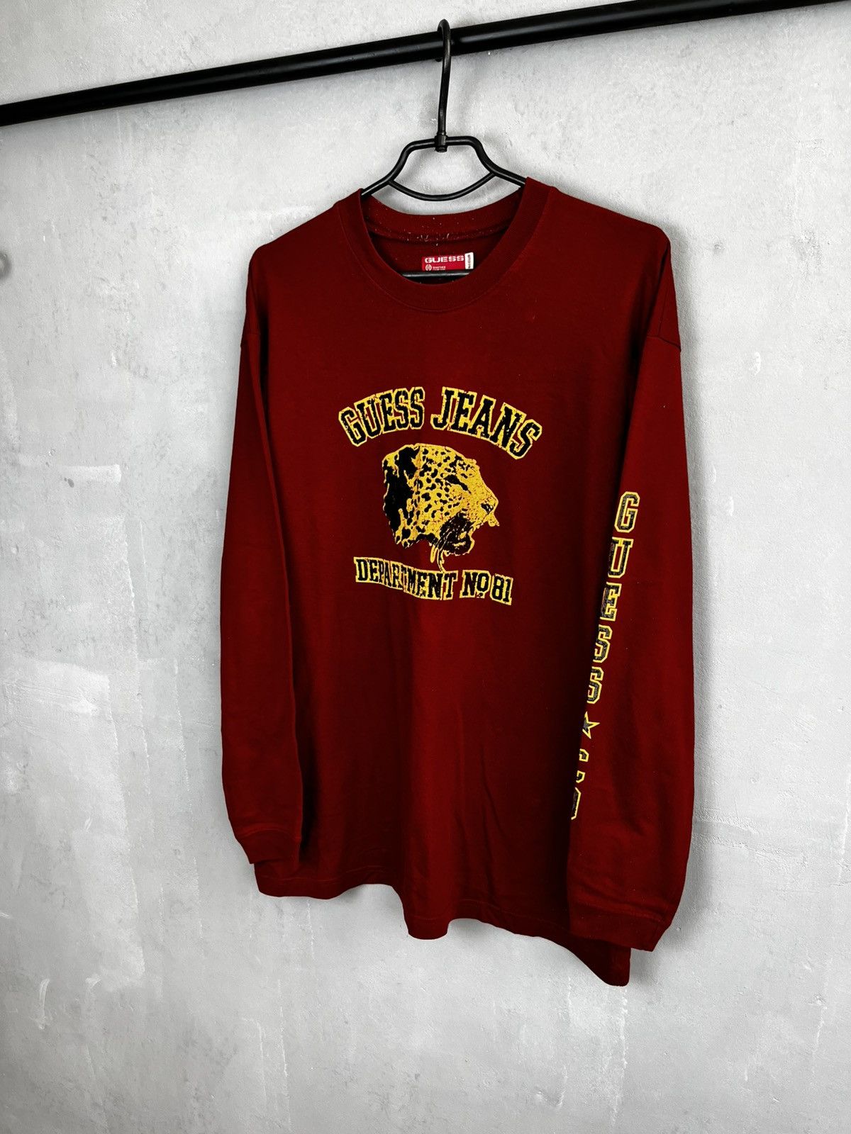 Guess Guess tiger made usa long sleeve size m Size US M / EU 48-50 / 2 - 3 Thumbnail