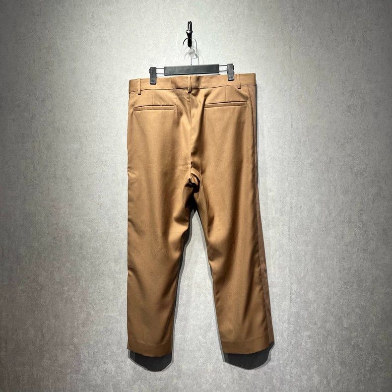 Louis Vuitton Louis Vuitton Khaki Side-Flag-Strap Slacks pants Size US 44 / EU 60 - 2 Thumbnail