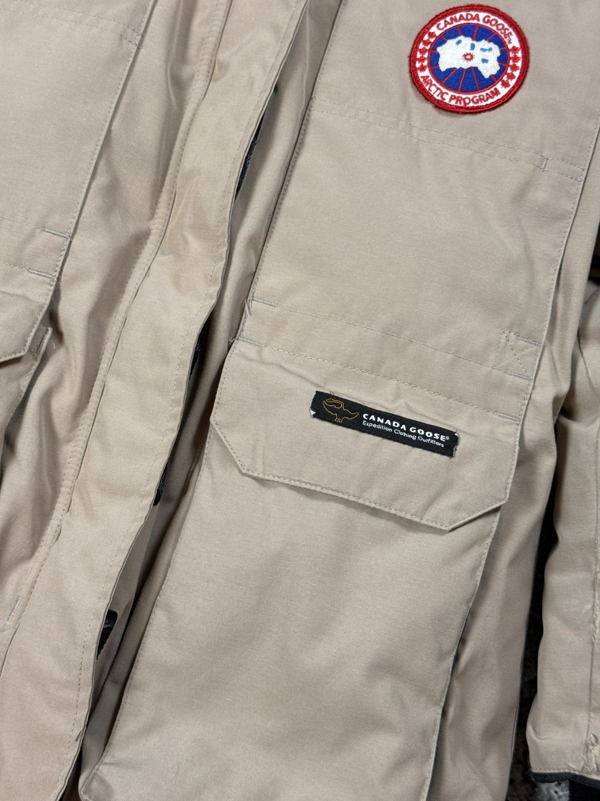 Canada Goose Canada Goose expedition jacket beige puffer no fur Size US S / EU 44-46 / 1 - 2 Thumbnail