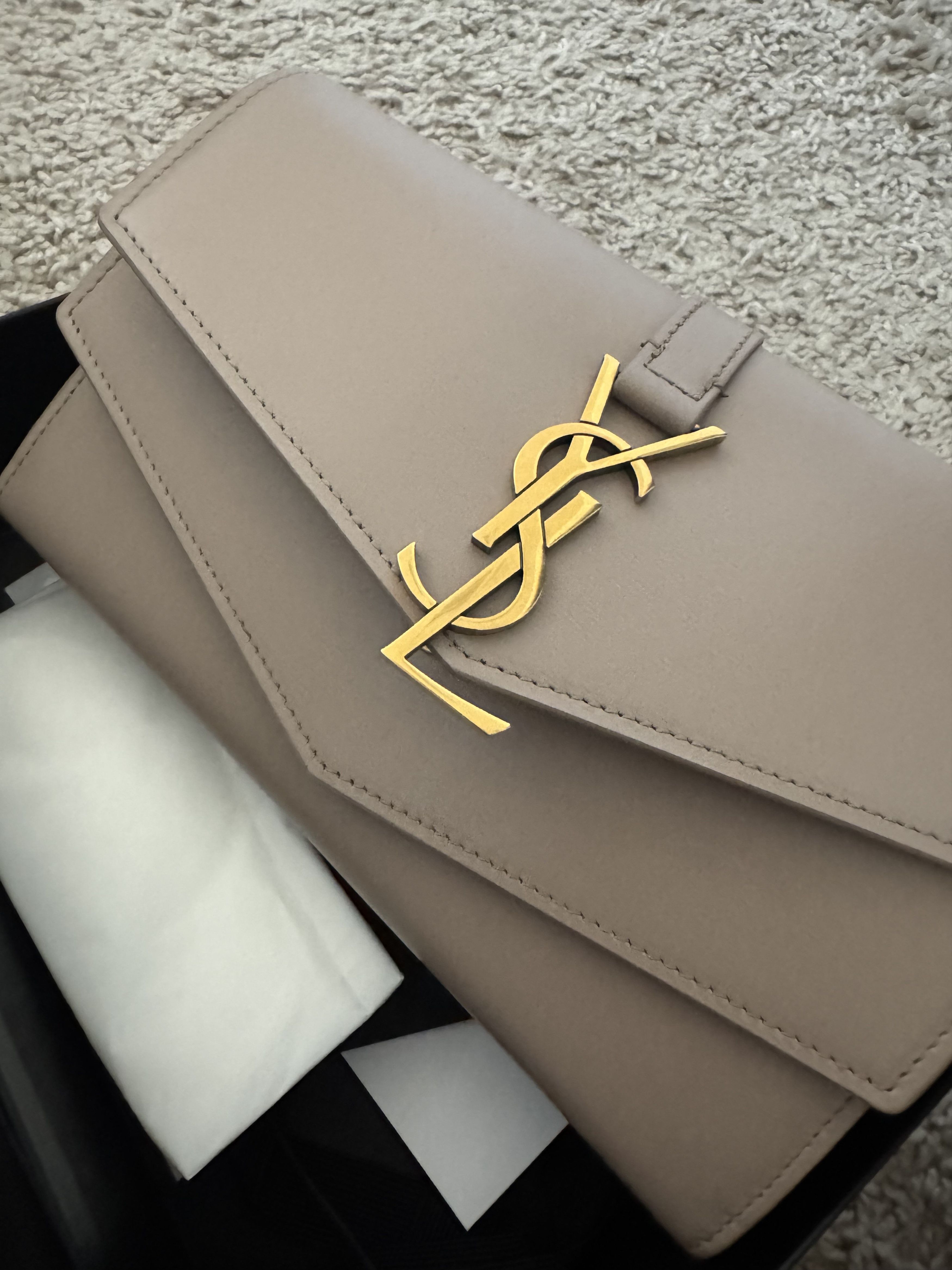 Yves Saint Laurent YSL Monogram SLG Size ONE SIZE - 1 Thumbnail