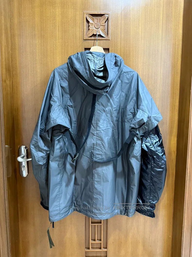 Acronym Acronym Charge coat Size US L / EU 52-54 / 3 - 2 Thumbnail