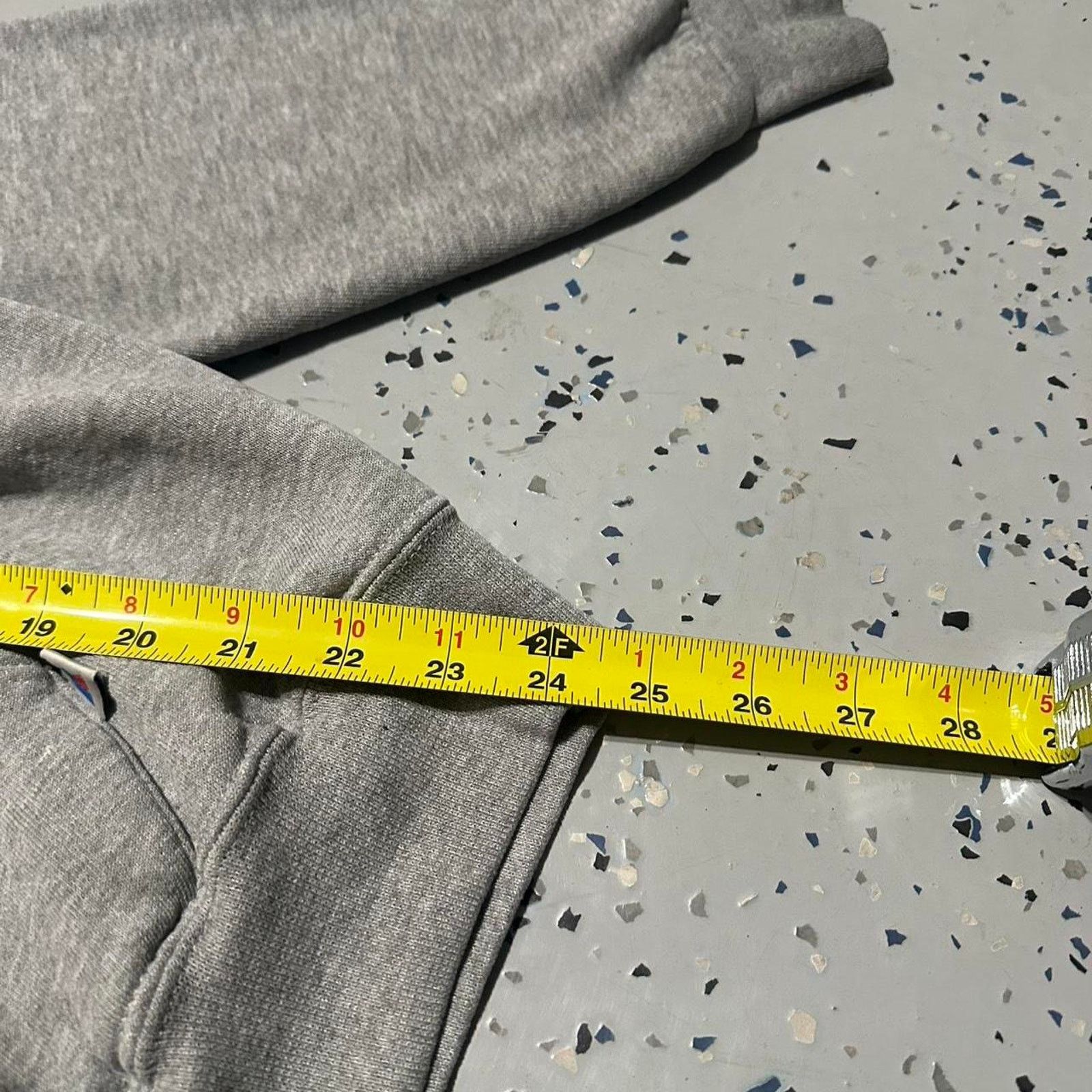 Russell Athletic Vintage 90s UIS Basketball Grey Russell Athletics Hoodie Size US M / EU 48-50 / 2 - 5 Thumbnail