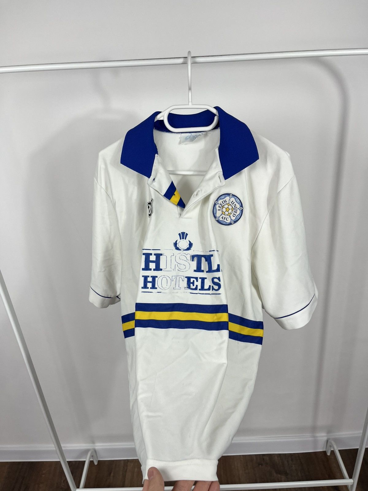 Asics Vintage Asics Leeds United AFC Football Shirt XL Made in UK Size US XL / EU 56 / 4 - 9 Thumbnail