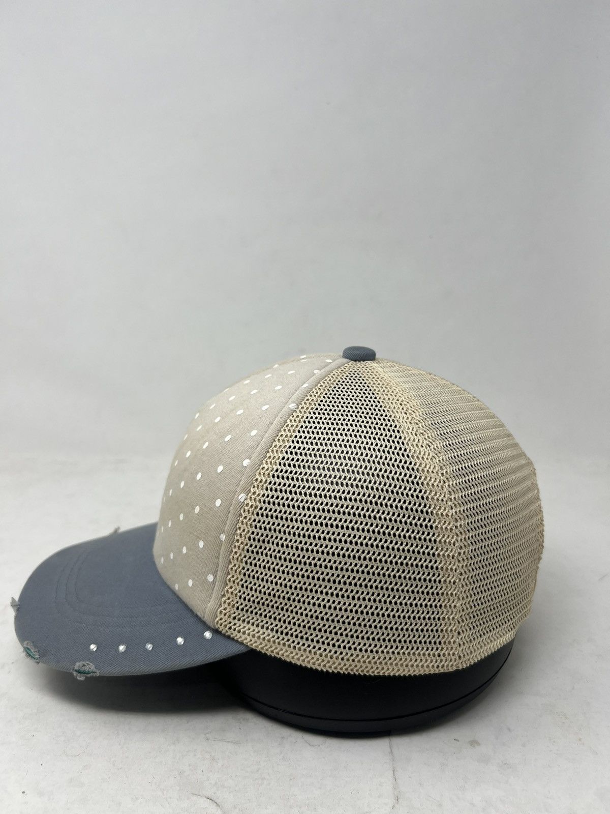 United Colors Of Benetton United Color of Benetton Dotted Distressed Hat Size ONE SIZE - 3 Thumbnail