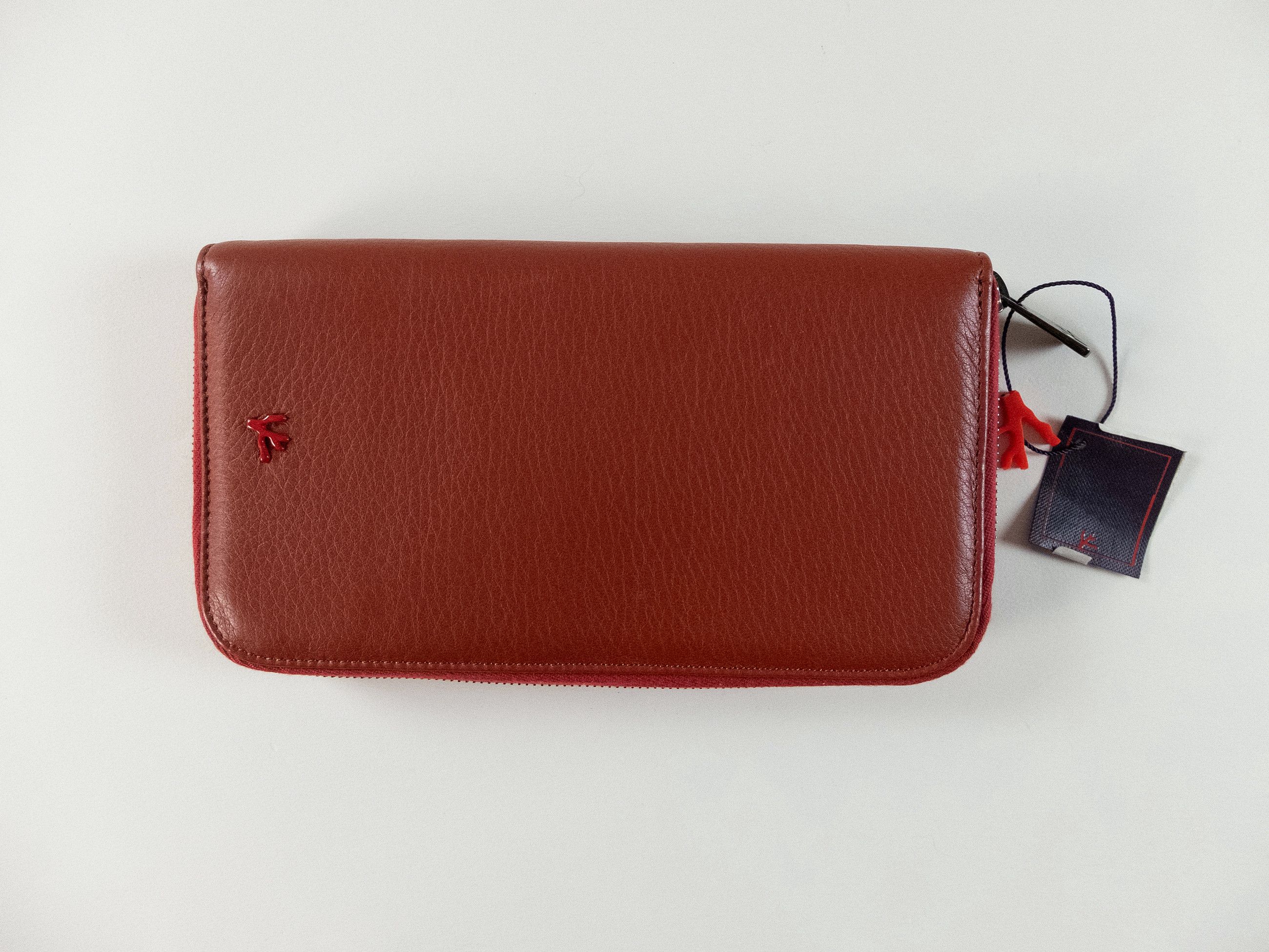 Isaia ISAIA Napoli brown red leather zip around chest wallet Italy Size ONE SIZE - 1 Thumbnail