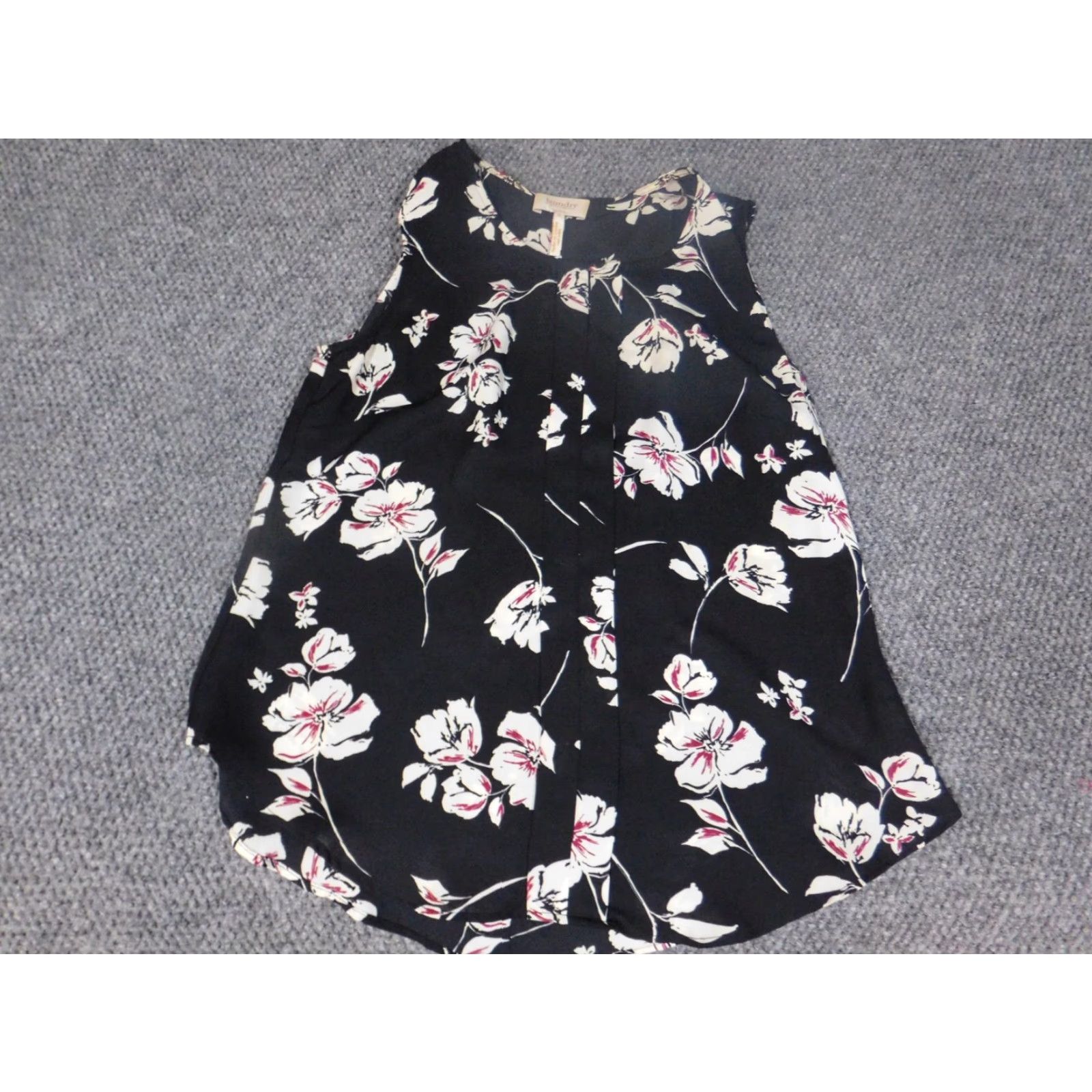 Laundry by Shelli Segal Laundry By Shelli Segal Blouse Button-Up Womens M Black Floral Sleeveless Crew Neck Pullover Casual Classic Ruffle Polyester Silk Breathable Regular Size M / US 6-8 / IT 42-44 - 2 Thumbnail
