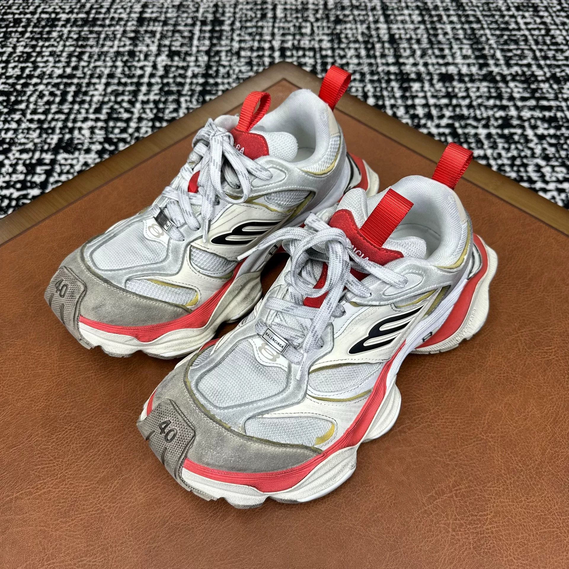 Balenciaga Balenciaga Cargo Red Lowtop Sneakers 7 Men Size US 7 / EU 40 - 1 Thumbnail