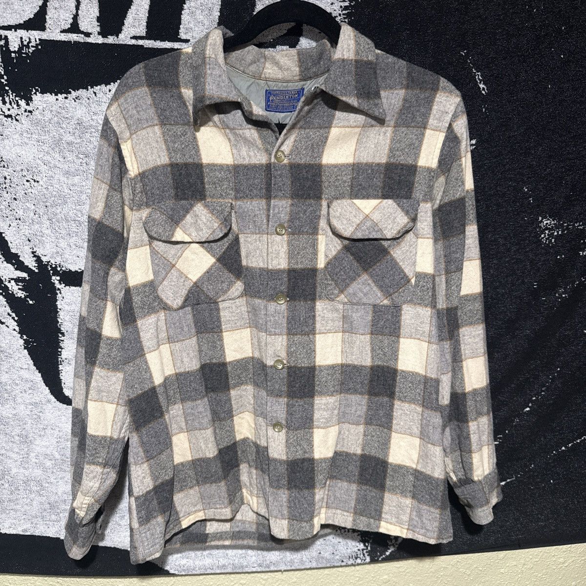 Pendleton VTG 70’s Pendleton Wool Board Shirt Loop Collar Grey Sz L Size US L / EU 52-54 / 3 - 1 Thumbnail