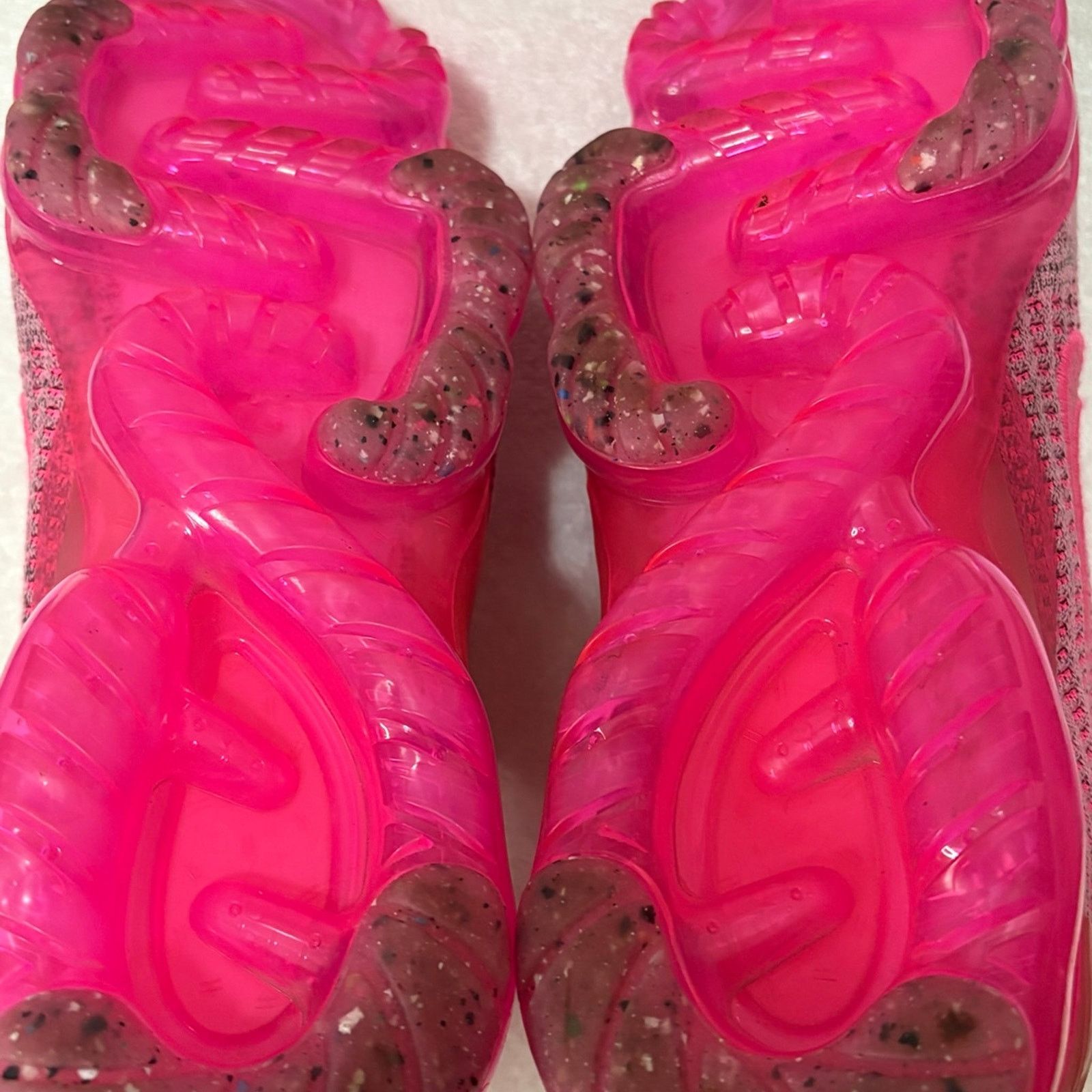 Nike Nike VaporMax Sneaker- Women’s Size 7.5 Size US 7.5 / IT 37.5 - 6 Thumbnail