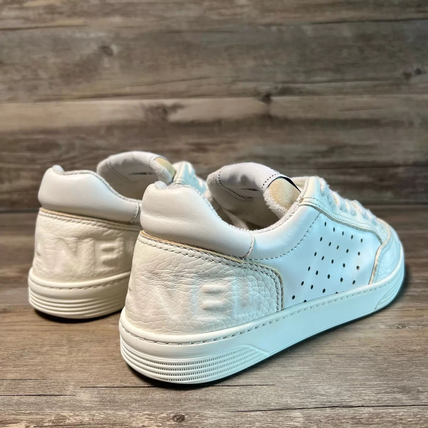 Chanel Chanel 22P White Sneaker 37.5 Size US 7 / IT 37 - 3 Thumbnail