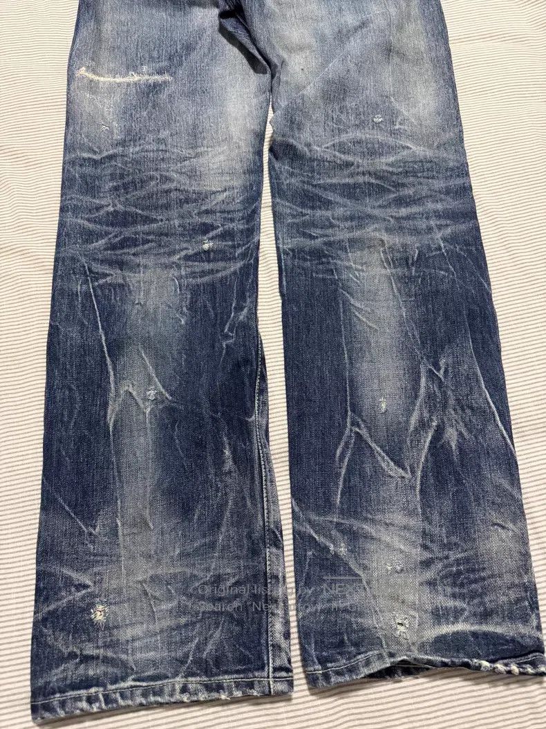 Neighborhood Neighborhood size M jeans Size US 27 - 4 Thumbnail