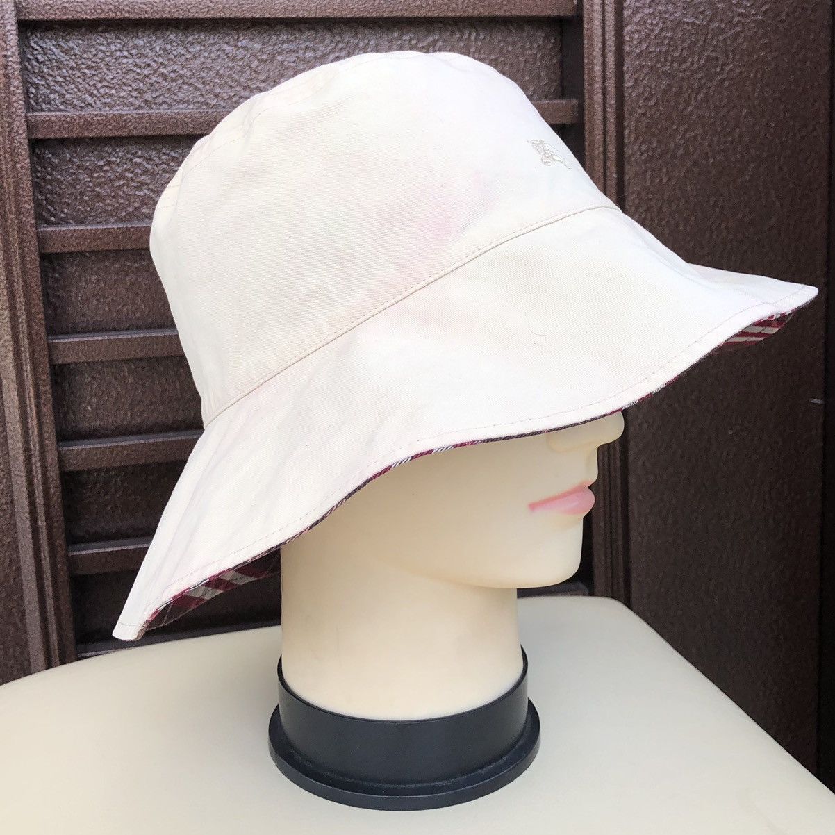 Burberry Authentic Burberry London Reversible Checked Bucket Hat Size ONE SIZE - 10 Thumbnail
