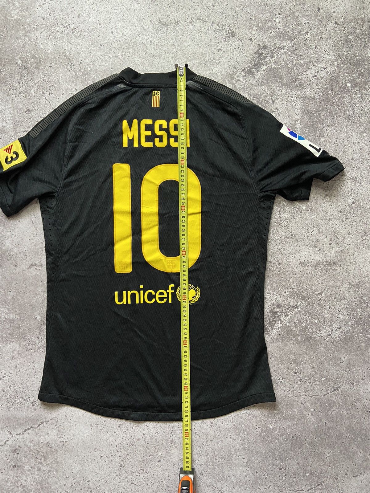 Nike Barcelona Messi 2011-12 Nike Player Version Jersey Size US L / EU 52-54 / 3 - 14 Thumbnail