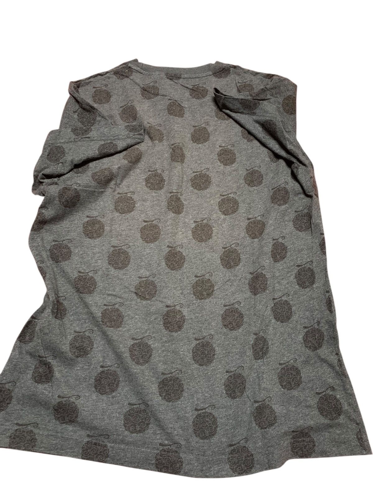 One Piece UNIQLO DEVIL FRUIT BY ONE PIECE Size US L / EU 52-54 / 3 - 7 Thumbnail