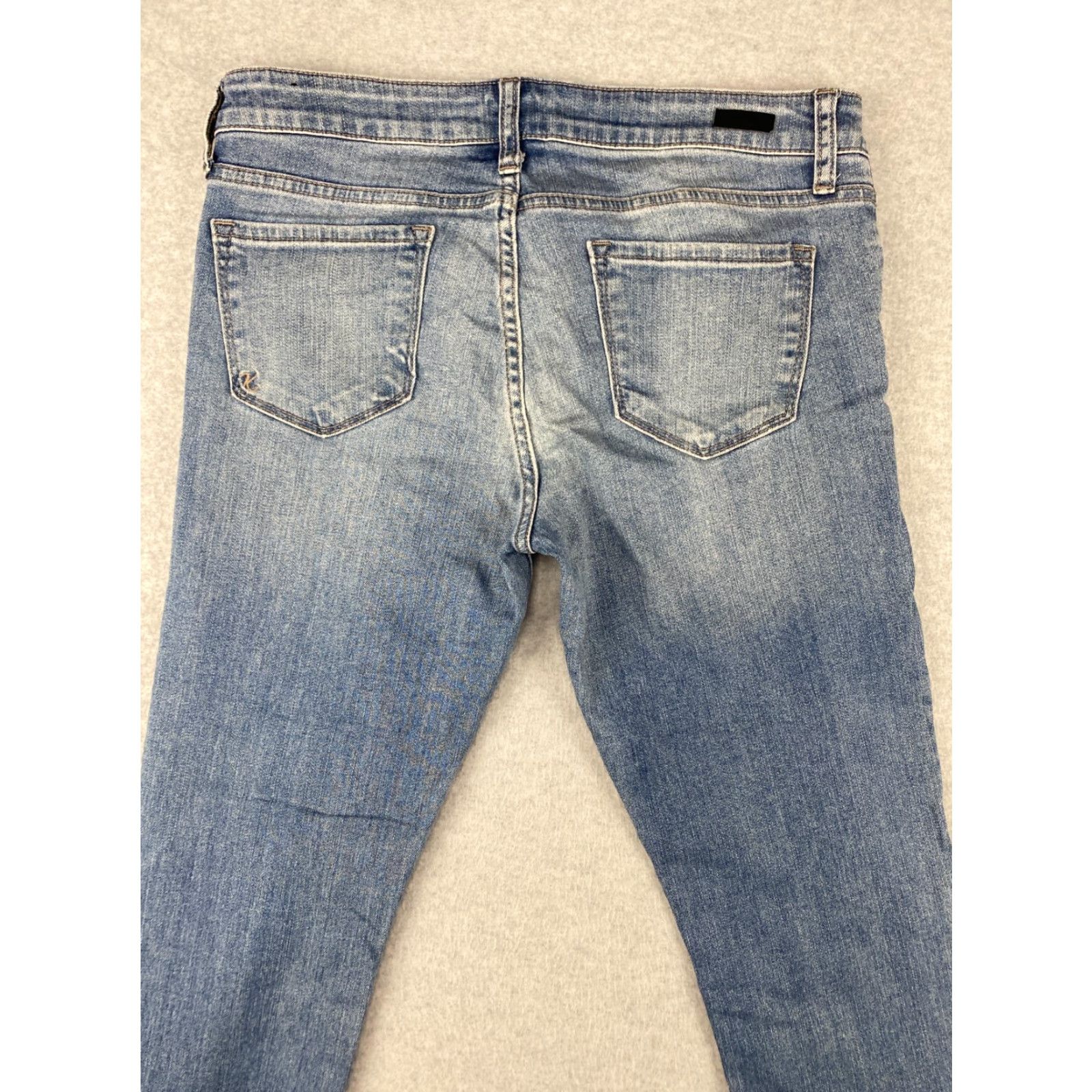 Vintage KUT from the Kloth Jeans 6 Womens Capri Jeans Mid-Rise Cuffed Denim Blue Regular Fit 5-Pocket Modern Style Pants Girls Womens Size 28" / US 6 / IT 42 - 7 Thumbnail