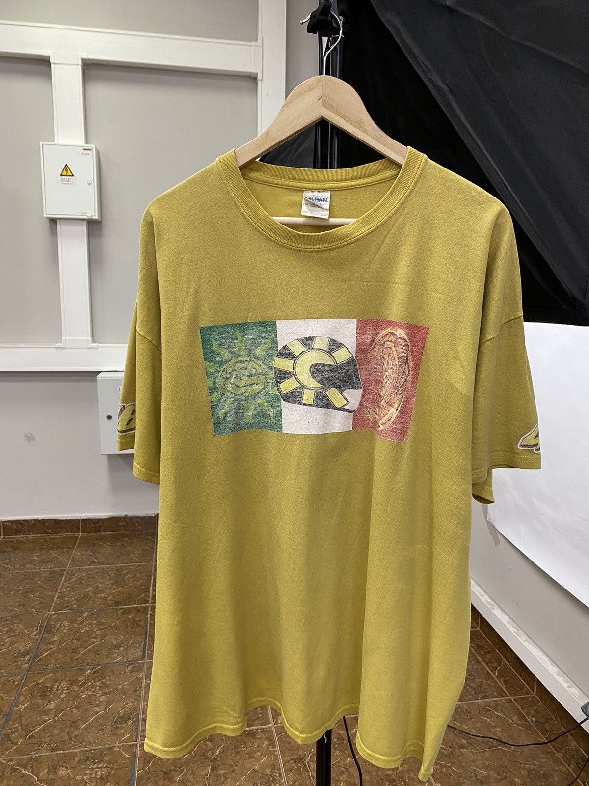 Gildan 🇮🇹 Vintage 90s Valentino Rossi 46 World Champion T-Shirt Rare Size US XXL / EU 58 / 5 - 1 Thumbnail