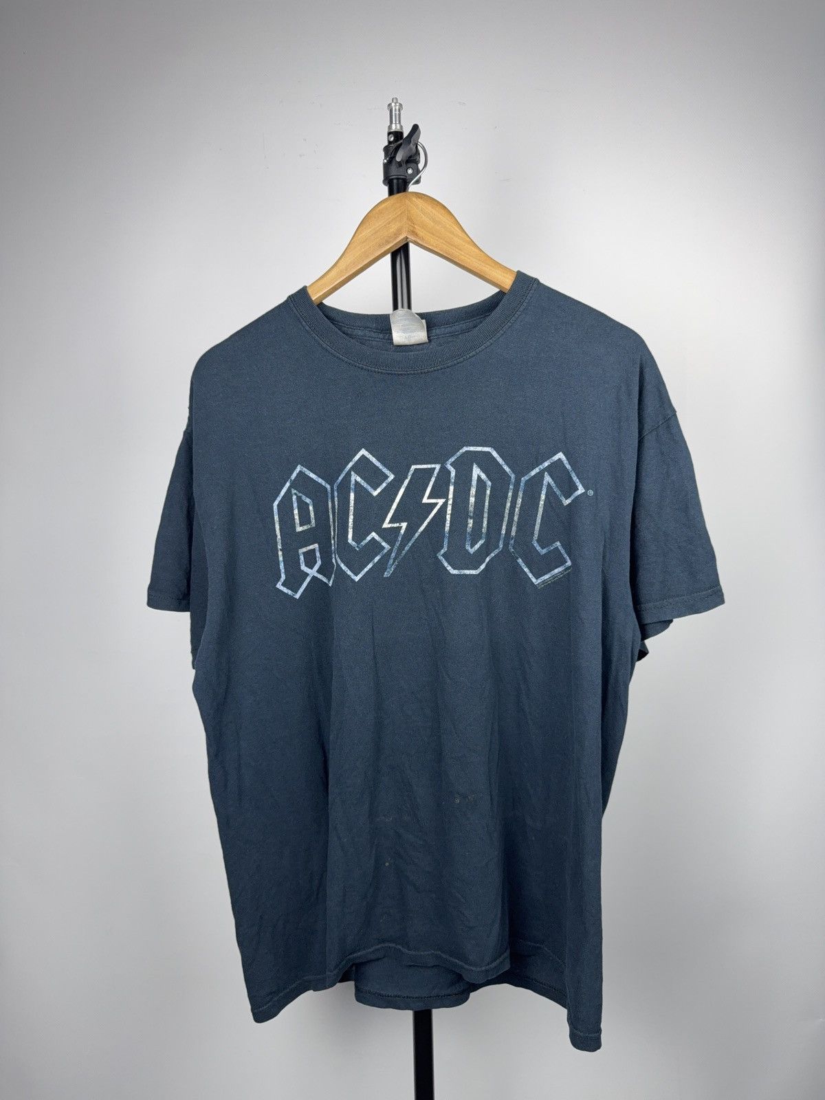 AC/DC 00s AC/DC Buenos Aires 2009 Tour Rock Band T-Shirt Gildan Size US L / EU 52-54 / 3 - 1 Thumbnail
