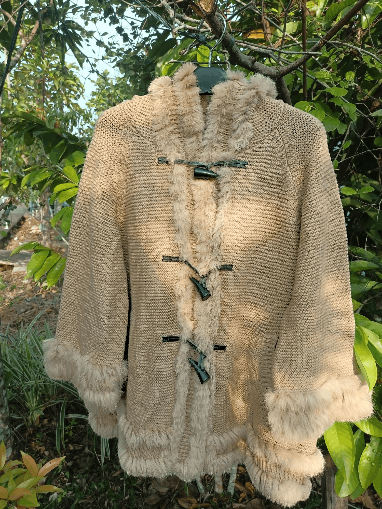 Japanese Brand × Le Grande Bleu (L.G.B.) VICKY Faux Fur Knit Toggle Design Mohair Duffle Jacket Size US L / EU 52-54 / 3 - 23 Thumbnail