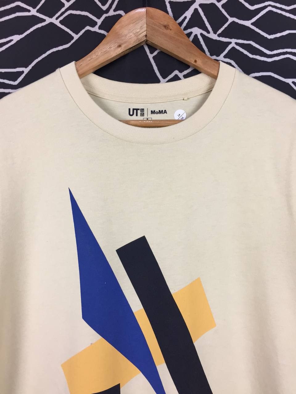 Uniqlo Uniqlo MoMA Museum of Modern Art Liubov Popova Tee Size US M / EU 48-50 / 2 - 3 Thumbnail