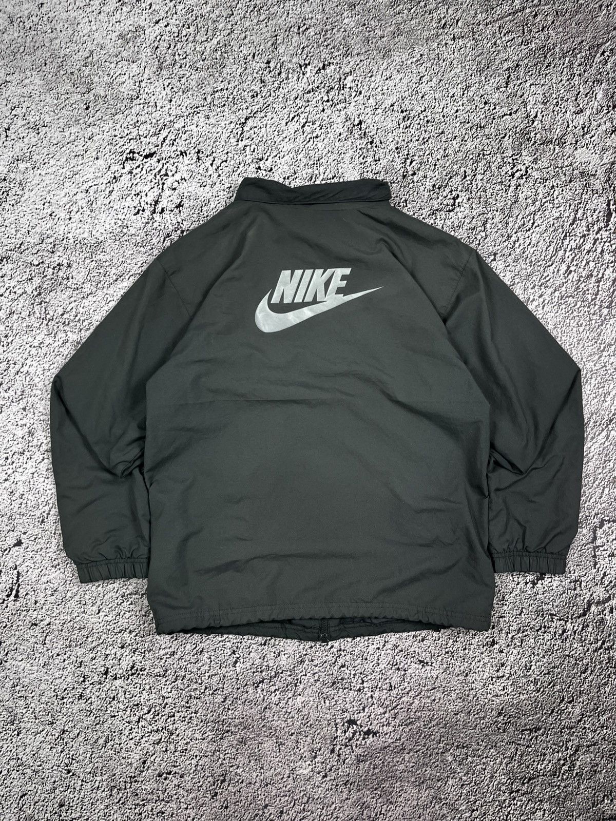 Nike Vintage Y2K Nike back swoosh track jacket windbreaker S Size US S / EU 44-46 / 1 - 1 Thumbnail