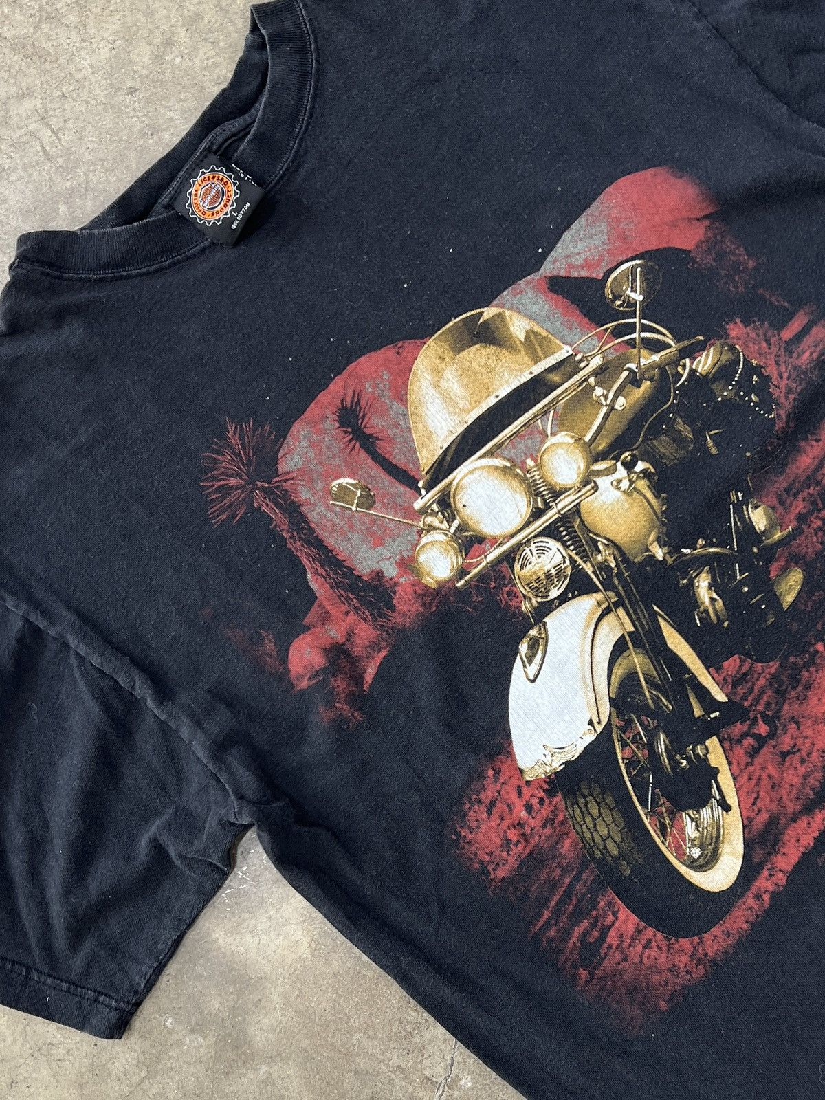 Harley Davidson Vintage 1997 Harley Davidson Motorcycle Desert Tee Large Size US L / EU 52-54 / 3 - 1 Thumbnail