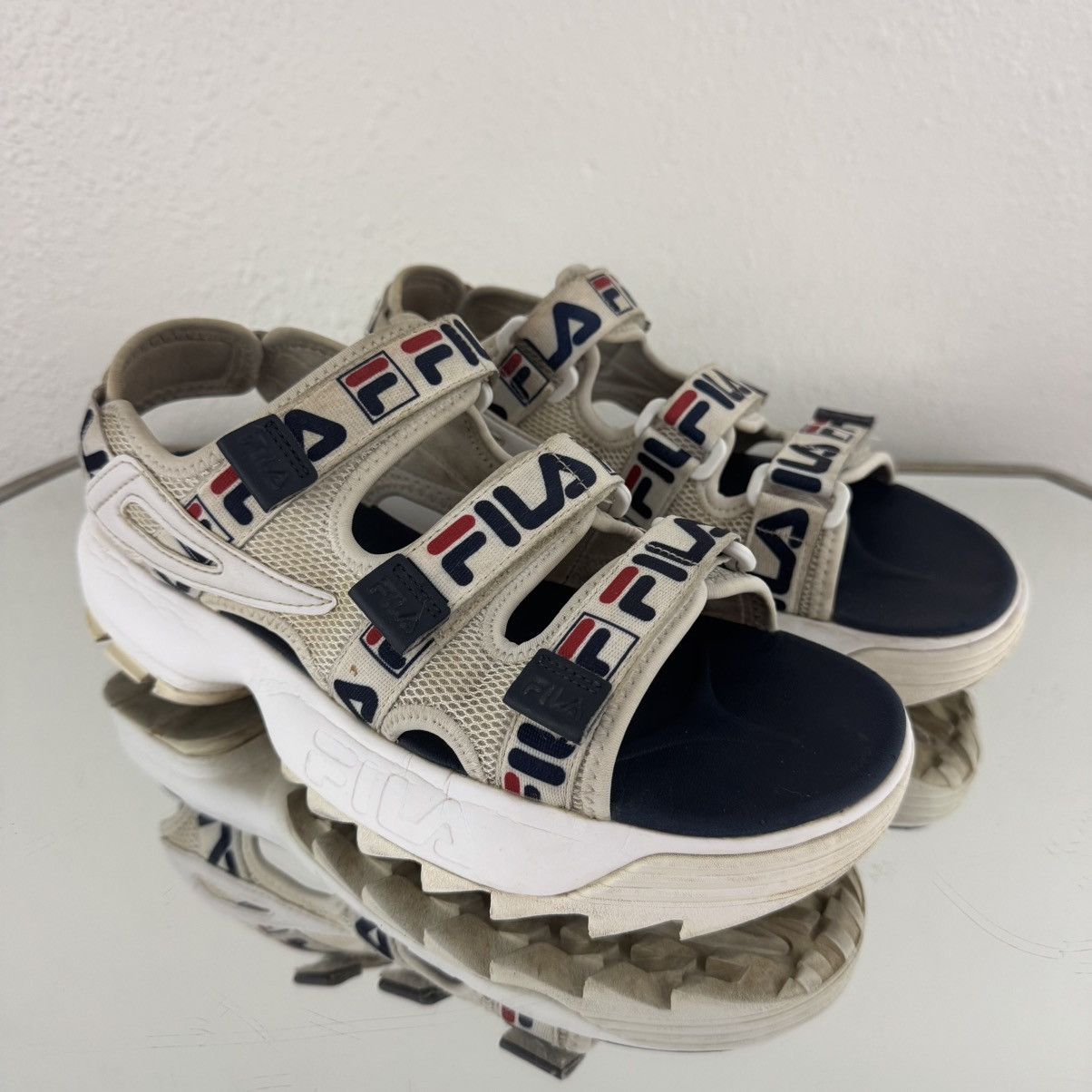 Fila FILA White Red Navy Logo Disruptor Chunky Platform Sandals Size US 7 / IT 37 - 1 Thumbnail
