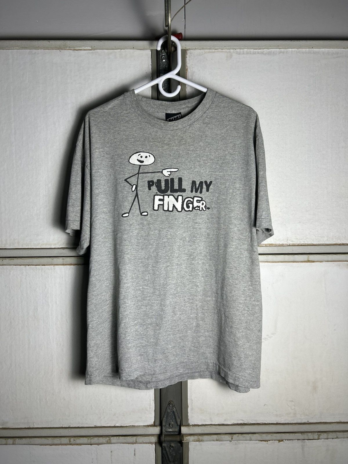 Other 2004 Pull My Finger Graphic T-Shirt Size US XL / EU 56 / 4 - 1 Thumbnail