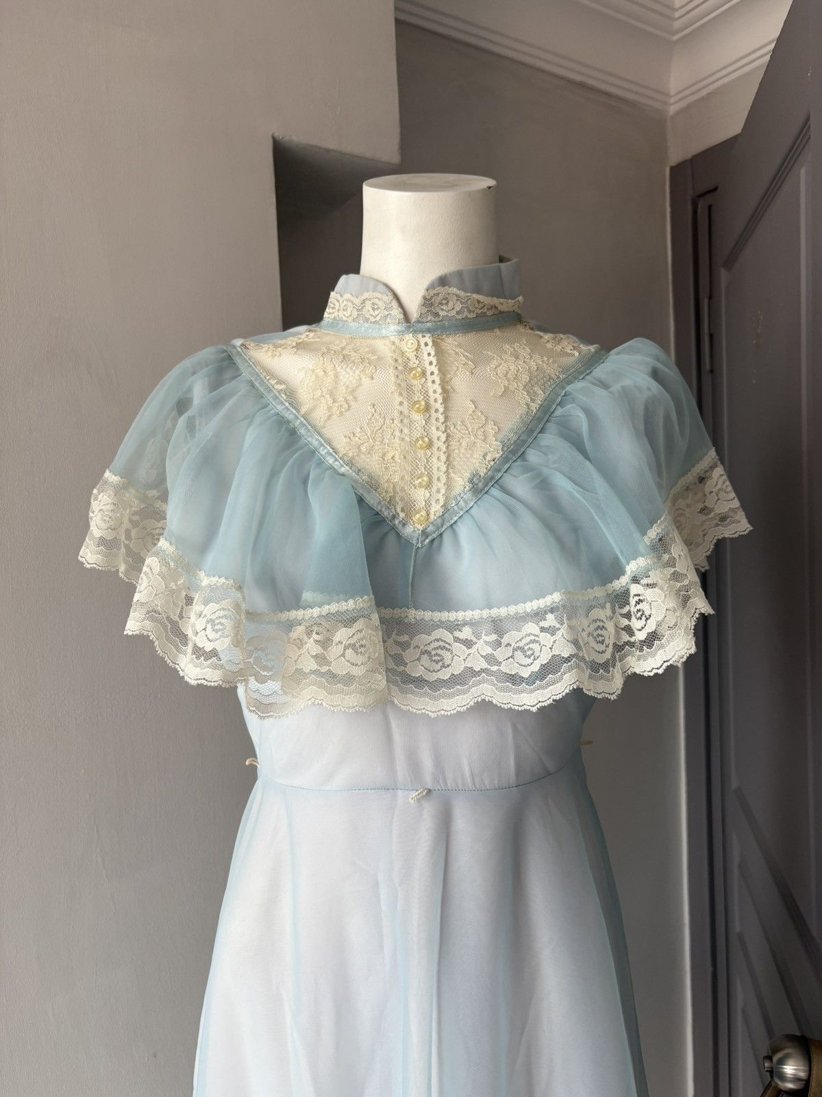 Vintage Antique dress Size XS / US 0-2 / IT 36-38 - 13 Thumbnail