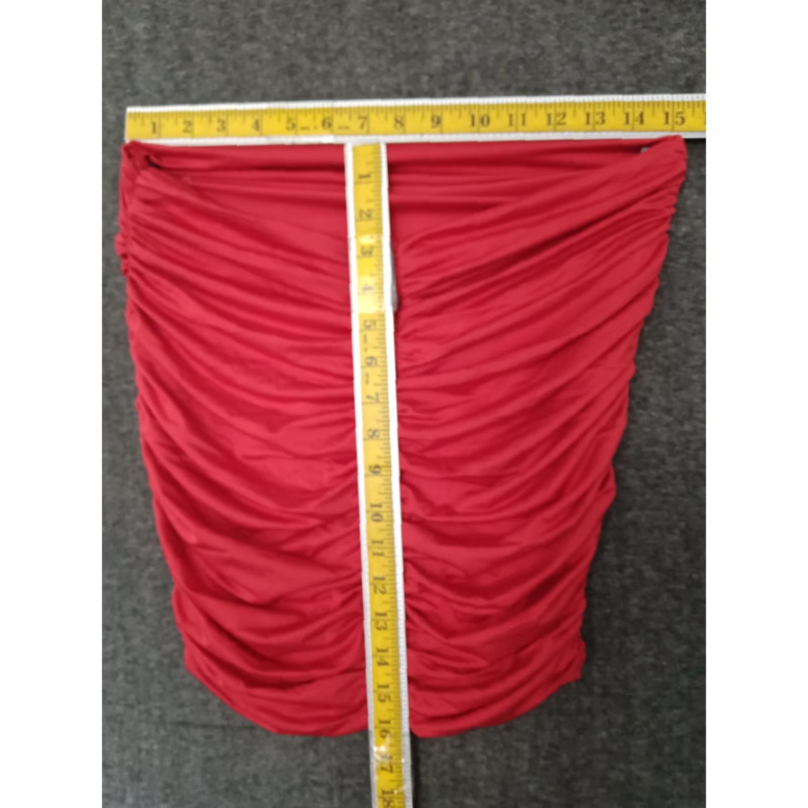 Vintage VINTAGE Small Red Ruched Women's Form Fitting Sexy Mini Skirt Lined Size 32" / US 10 / IT 46 - 4 Thumbnail