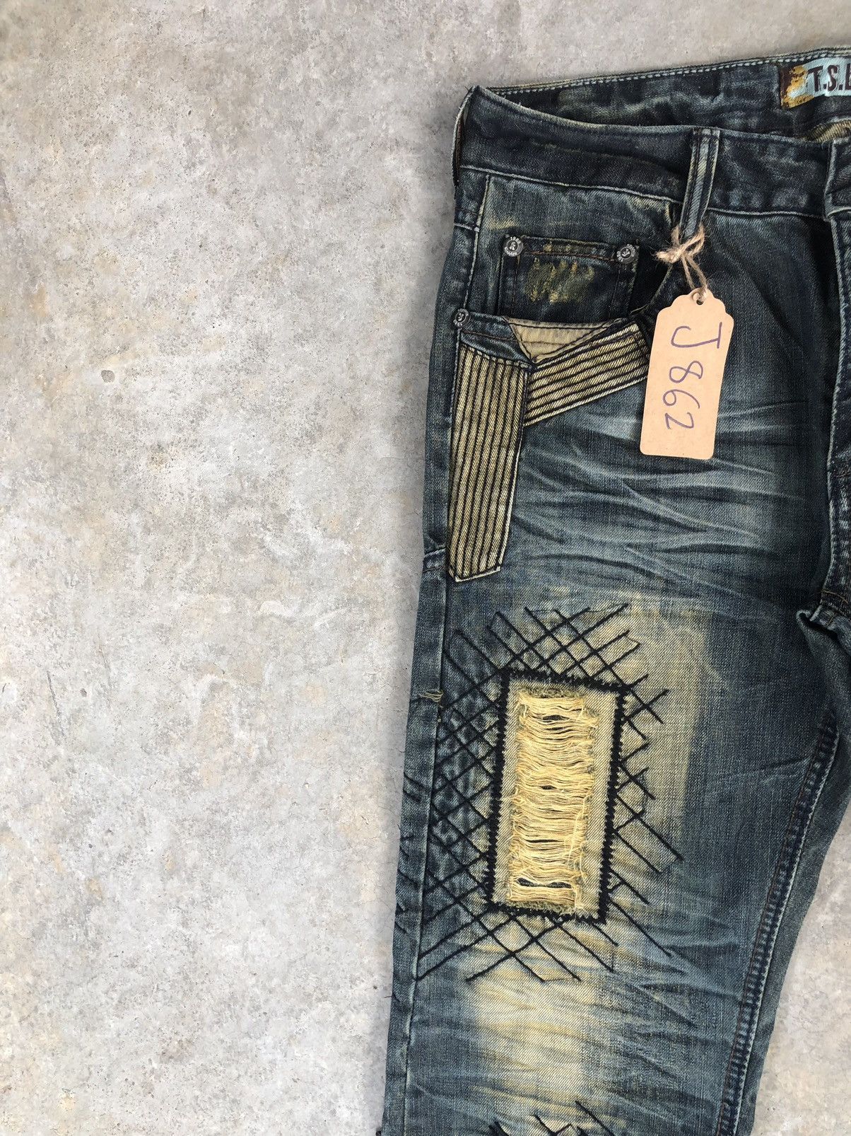 Who Decides War Japanese Kouyizu Distressed Jeans Patchwork Size US 32 / EU 48 - 4 Thumbnail